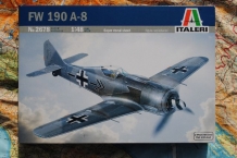 images/productimages/small/Fw190 A-8 2678 Italeri 1;48 voor.jpg